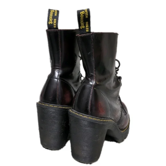 ✨SOLD✨ Dr Martens Kendra Cherry Red Arcadia Genuine Leather Boots Sz 10 - Picture 7 of 10